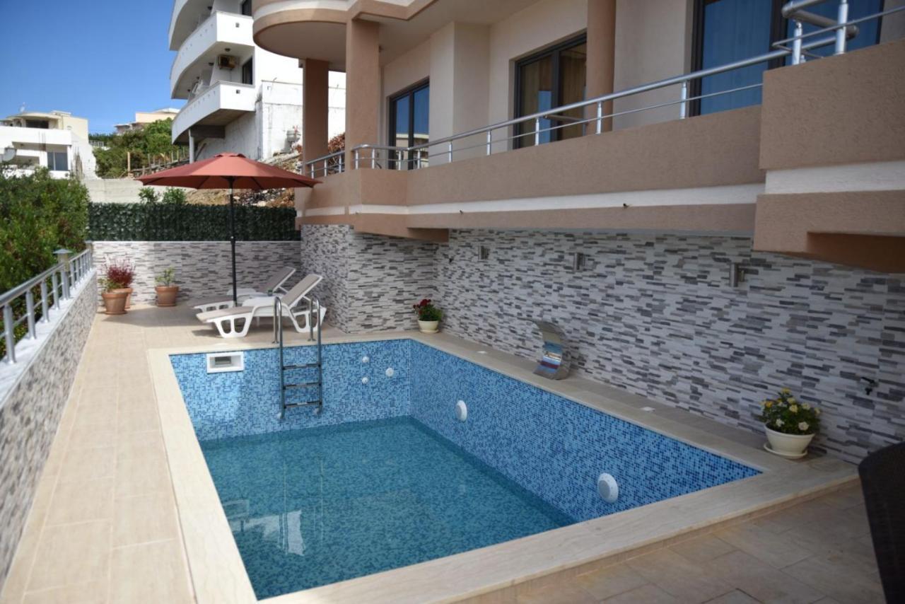 Guest House Evropa 2 Ulcinj Exteriör bild