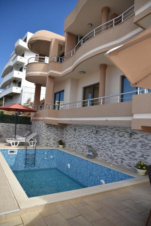 Guest House Evropa 2 Ulcinj Exteriör bild