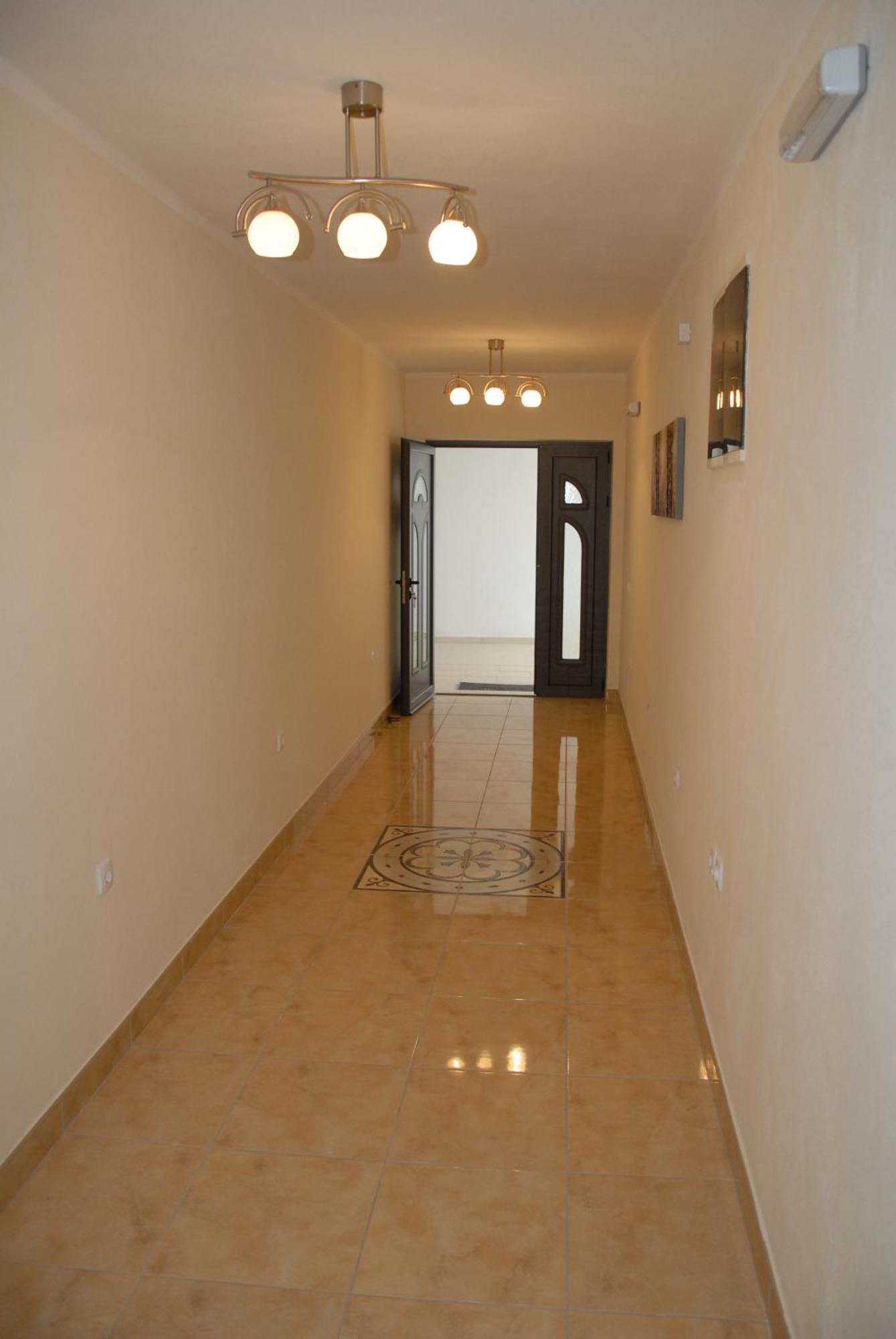 Guest House Evropa 2 Ulcinj Exteriör bild