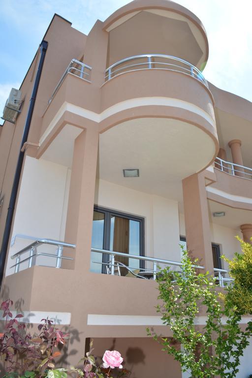Guest House Evropa 2 Ulcinj Exteriör bild