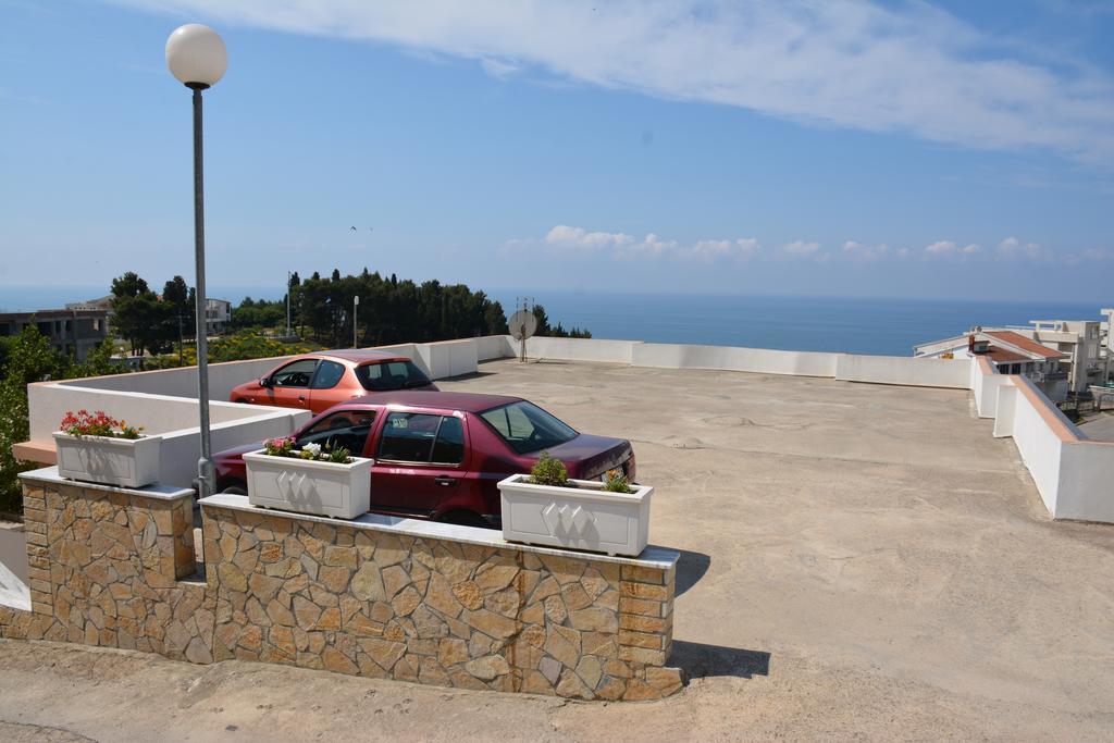 Guest House Evropa 2 Ulcinj Exteriör bild